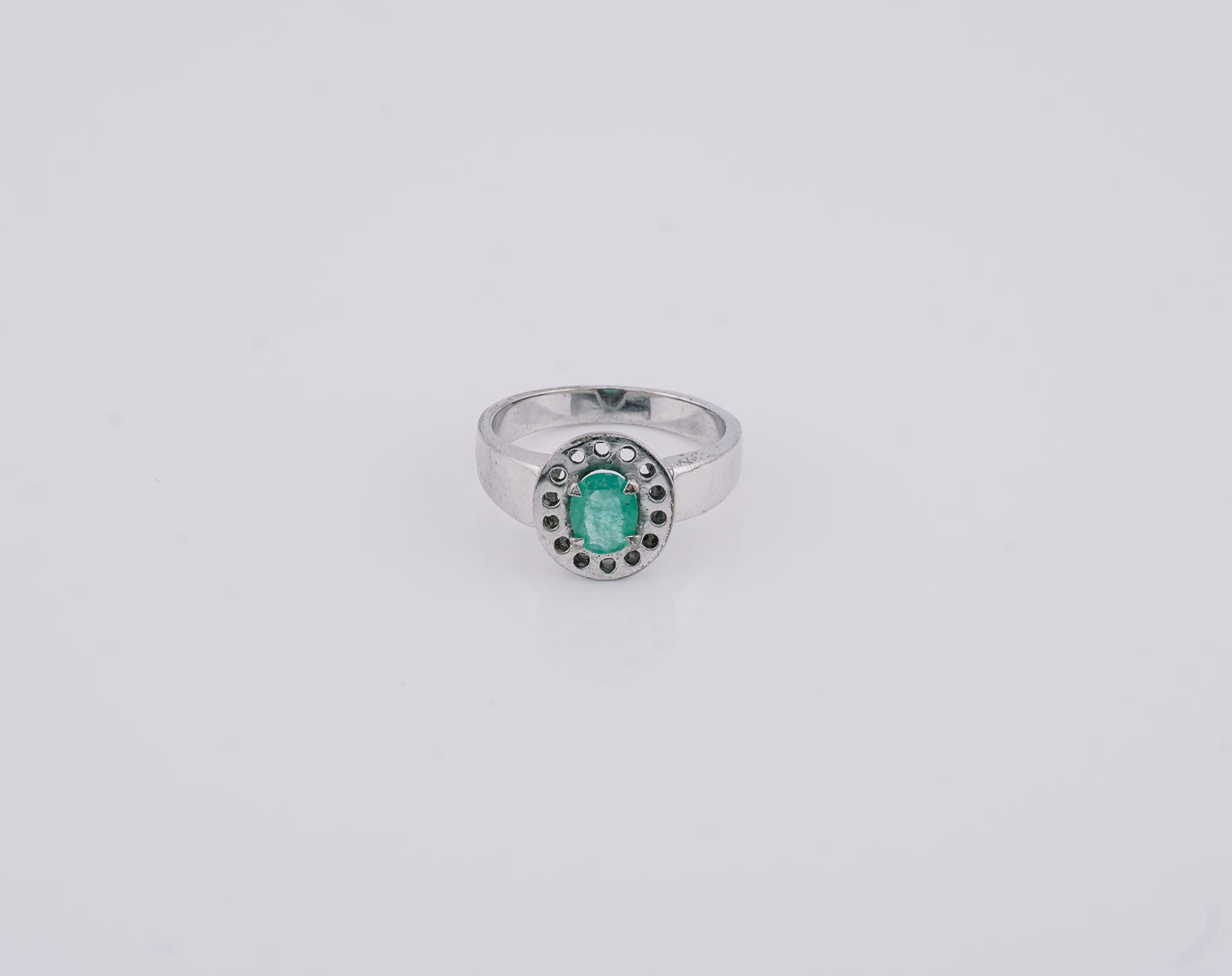 The Circle of the Ancients Colombian Emerald Ring in 0.43 ct Sterling Silver